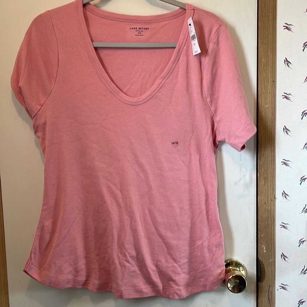 Lane Bryant fitted tee 14/16